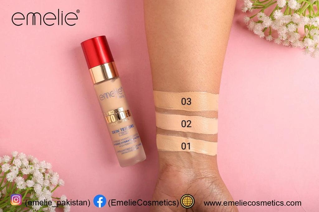 Emelie 24H Matte Wonder Foundation Skin Texture 