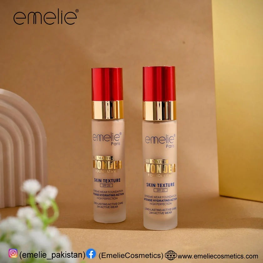 Emelie 24H Matte Wonder Foundation Skin Texture 