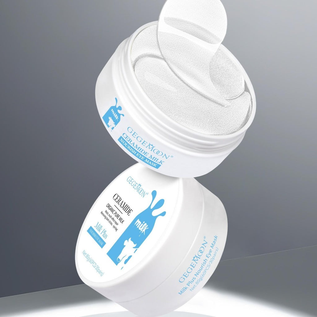 Two containers of Gecekurum cream on a gray background